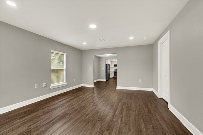 Building Photo - 7515 Laredo St