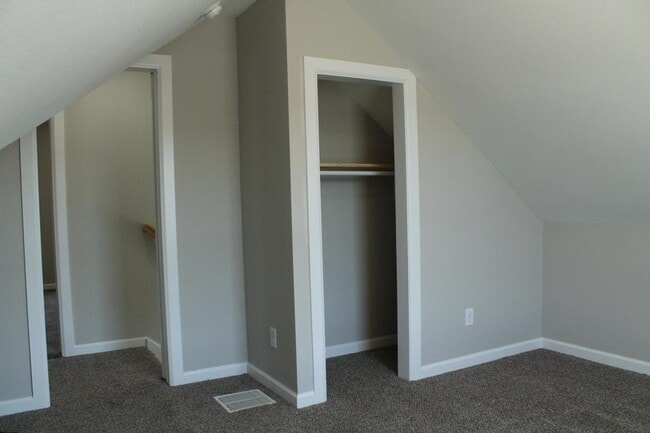 Building Photo - Modern Elegance Meets Comfort – Fully Remo...