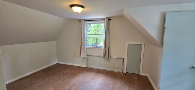 Building Photo - 12890 CA-174
