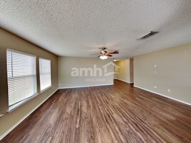 Building Photo - 9651 Arcadia Creek