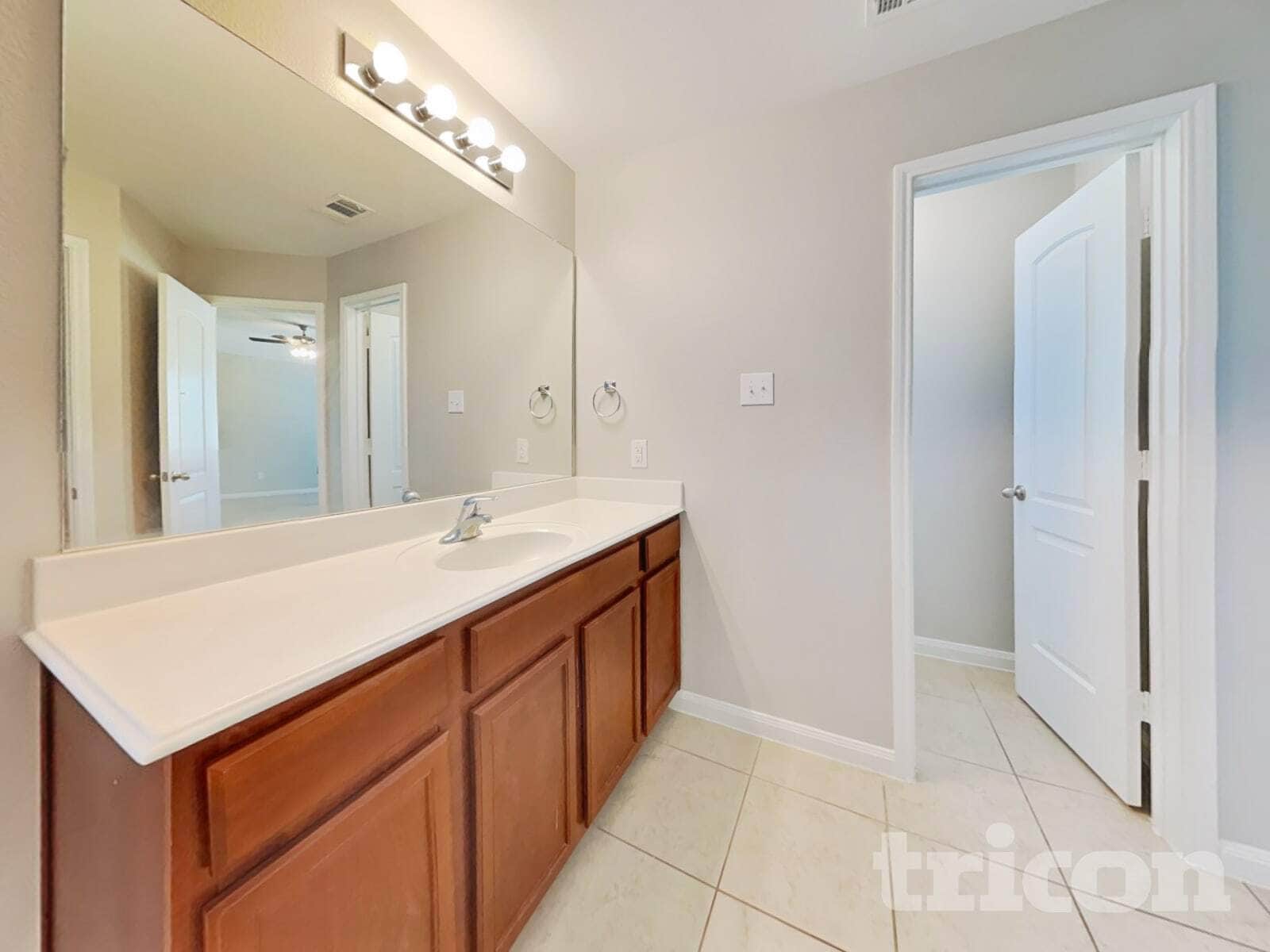 Building Photo - 4821 Cedar Springs Dr