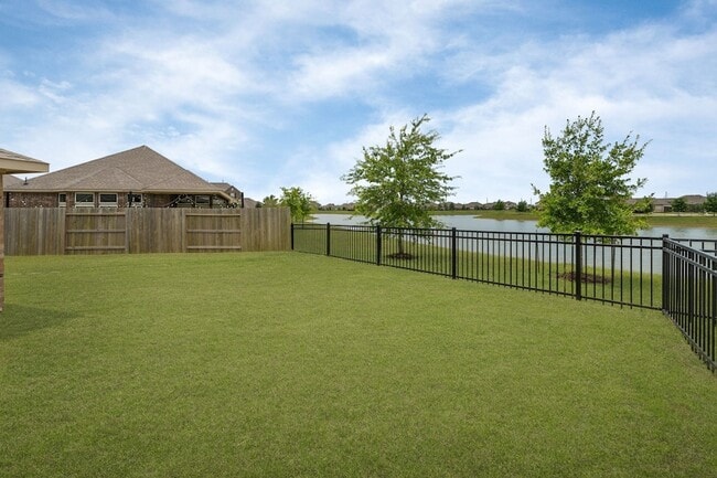 Building Photo - 413 Aurora Creek Ln