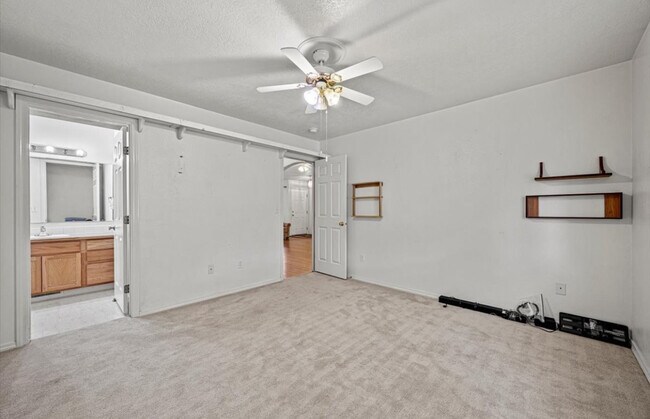 Building Photo - 803 Coopers Ct