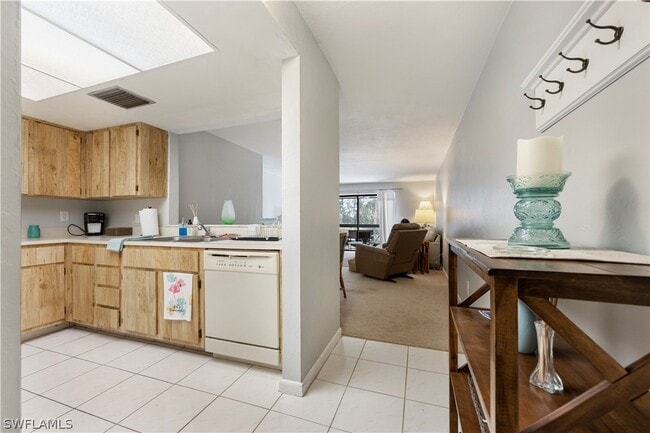 Building Photo - 6142 Whiskey Creek Dr