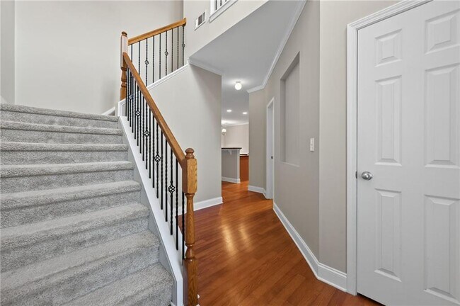 Building Photo - 295 Snowgoose Ct