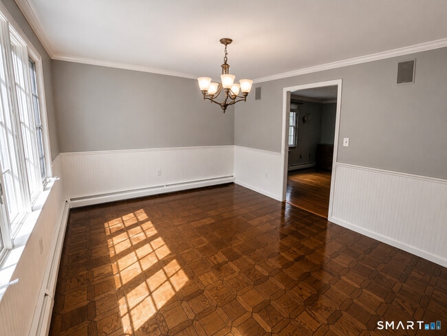 Building Photo - 72 S Buckboard Ln