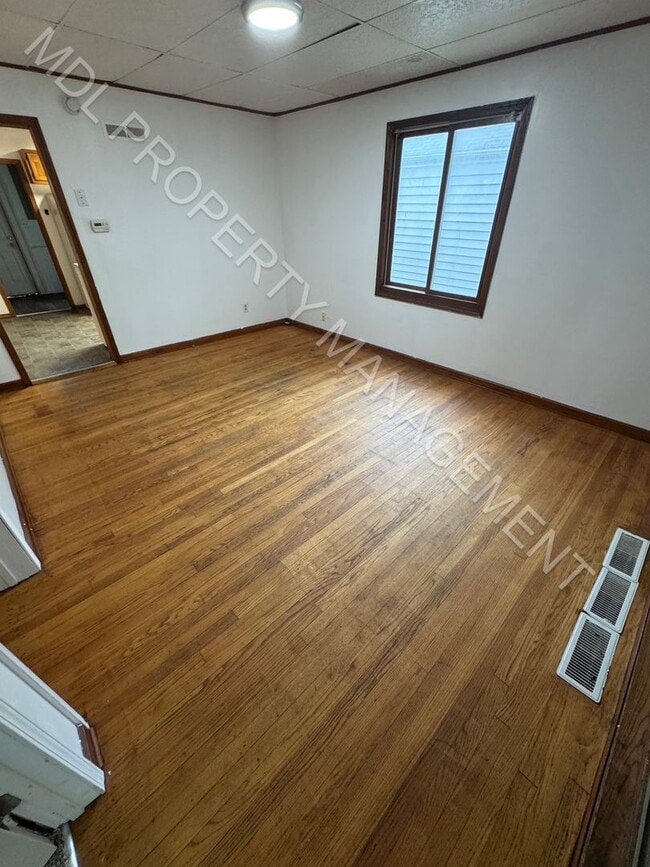 Primary Photo - 3 Bedroom 1 Bathroom Home