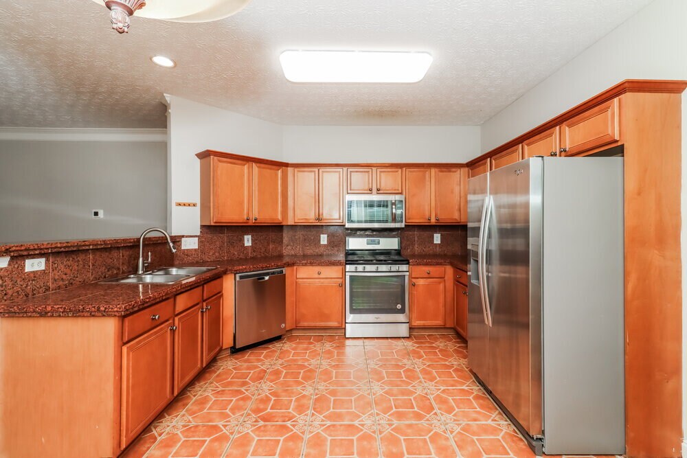 Building Photo - 2159 Caneridge Dr