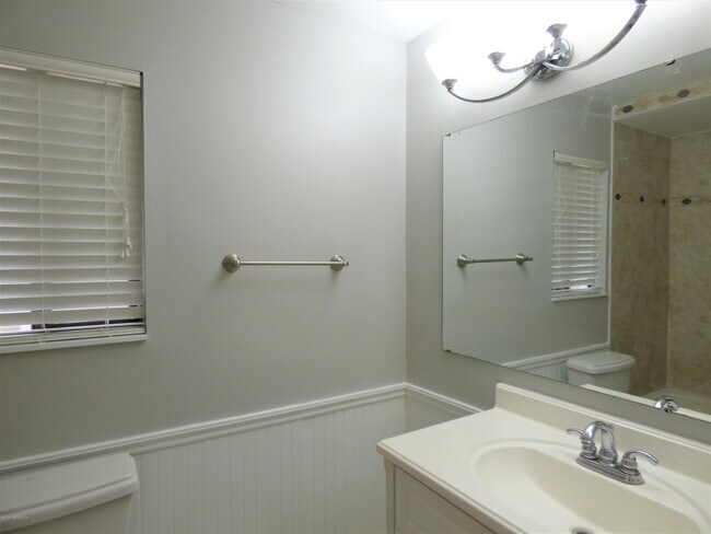 Building Photo - 10526 Anchorage Cove Ln