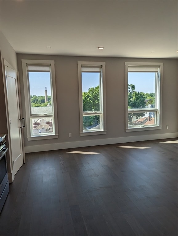 Building Photo - 3193 Washington St