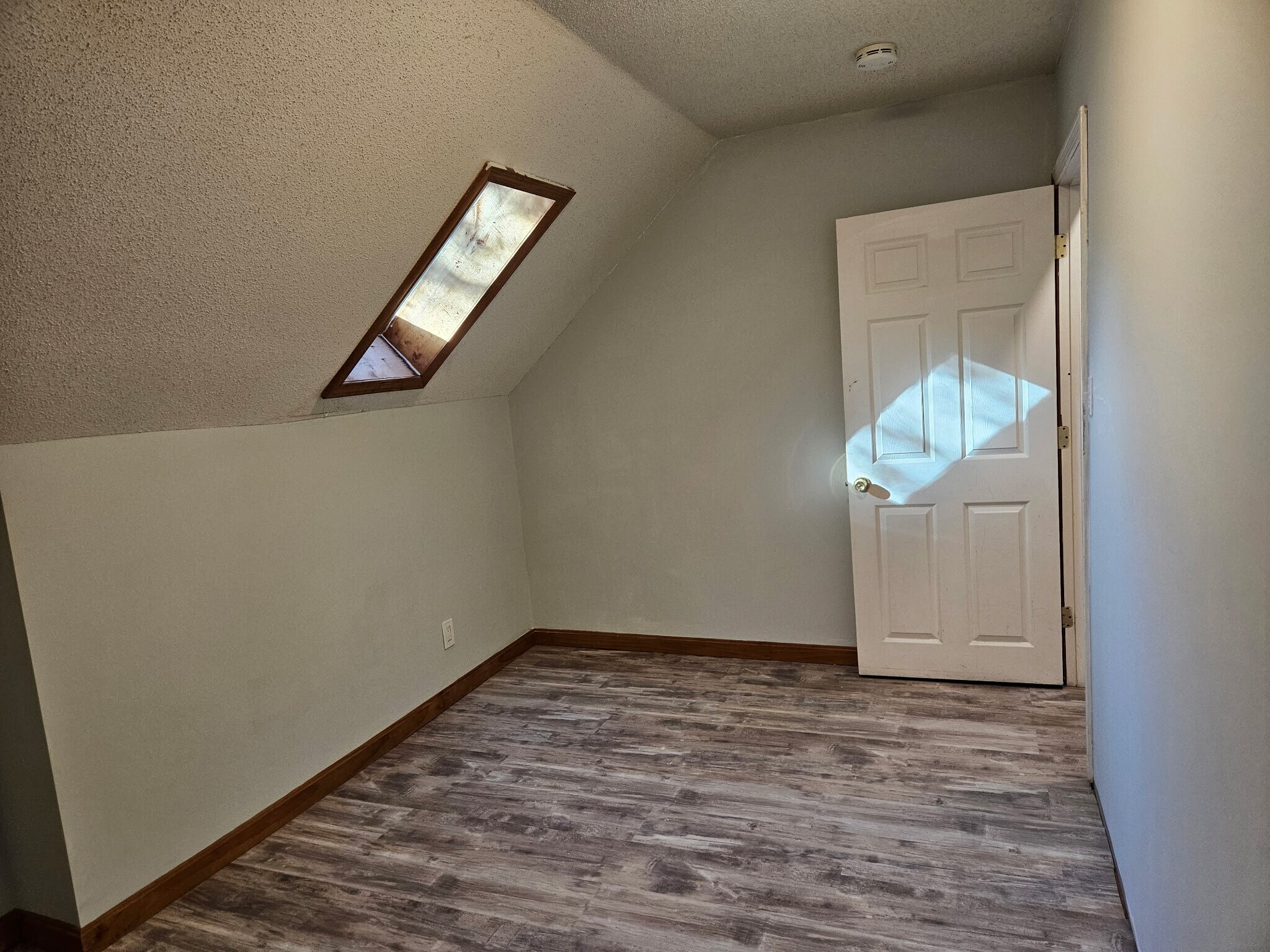 Building Photo - 282 Allen St