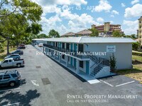 Building Photo - 1872 Phillippi Shores Dr