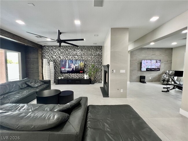 Building Photo - 11544 Bohemian Forest Ave