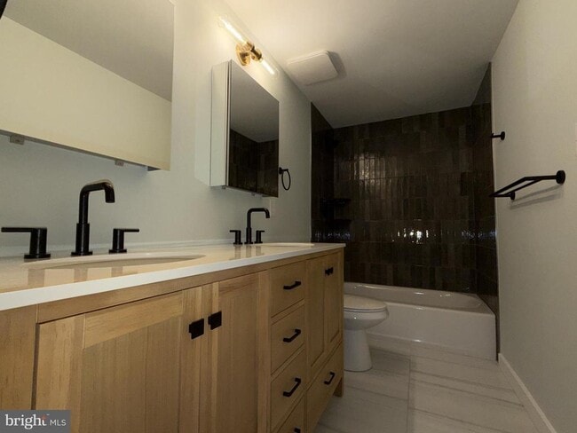 Building Photo - 1195 Palmwood Ct