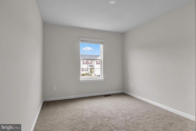 Building Photo - 3148 White Tail Dr