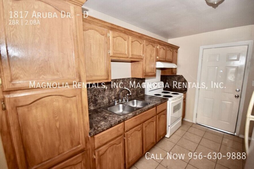 Building Photo - 1817 Aruba Dr