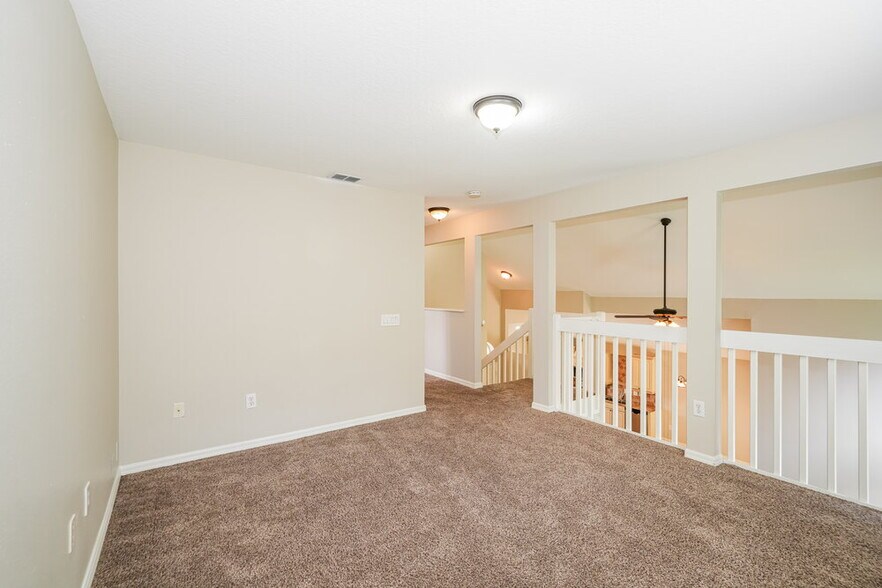 Building Photo - 30703 Tremont Dr
