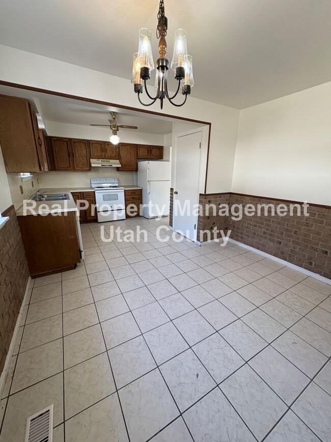 Building Photo - Half off first months rent! New Lower Price!!