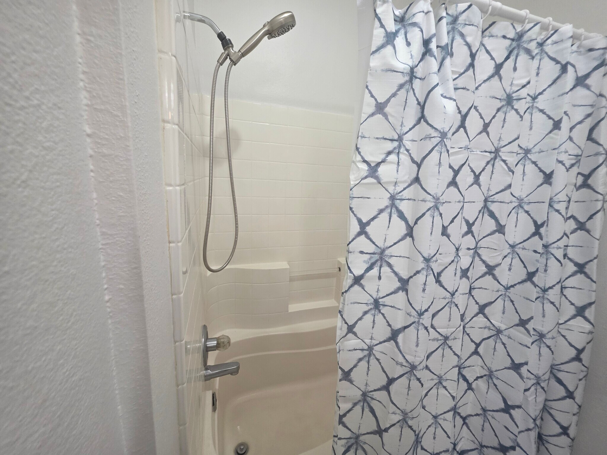 Building Photo - 503 Spartan Dr