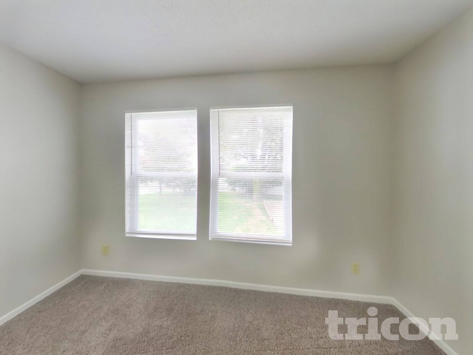Building Photo - 8643 Hopewell Ct