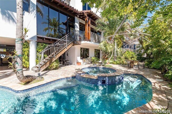 Building Photo - 181 Harbor Dr