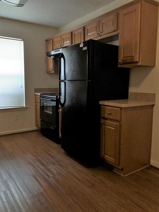 Building Photo - 3605MN