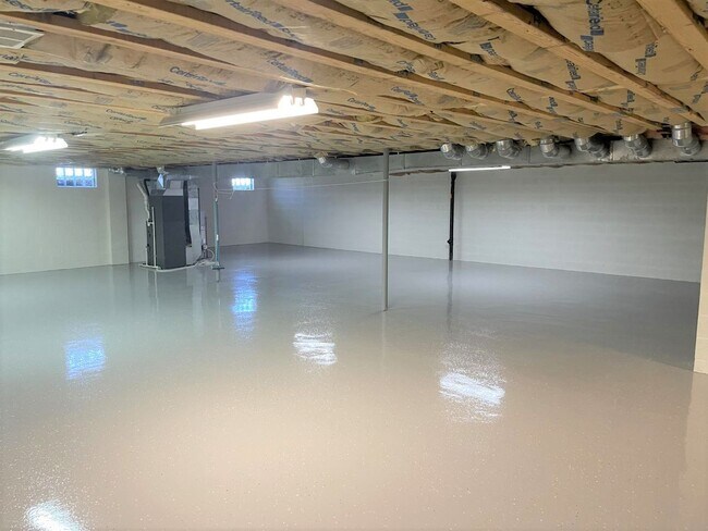Building Photo - 3725 Mercedes Pl