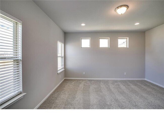 Building Photo - 237 Unforgiven Ln