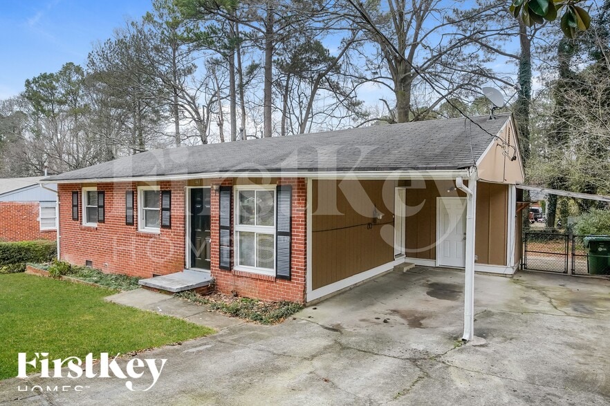 Building Photo - 443 Fairlock Ln NW