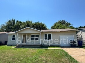Building Photo - 3 Bedroom Home in Northgate Neighborhood