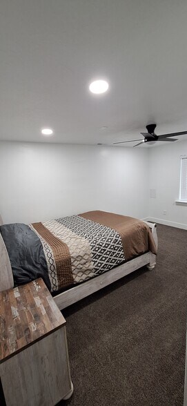 Bedroom 1 - 704 N Bennedict Dr