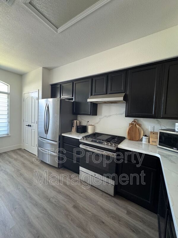 Building Photo - 3112 Gennaker Way