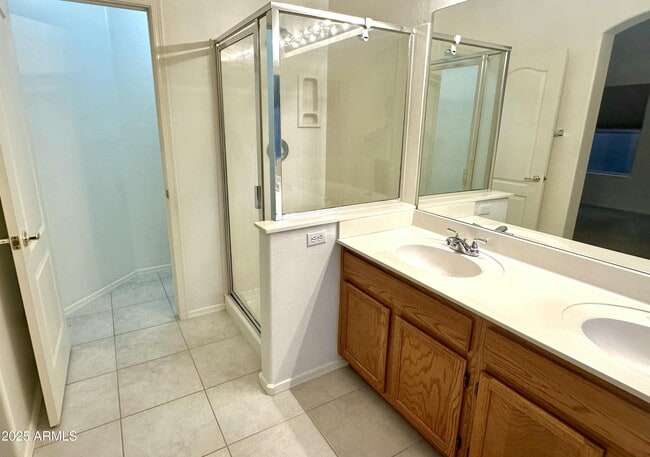 Building Photo - 4256 E Chaparosa Way