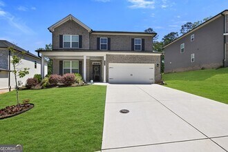 Building Photo - 3450 Sycamore Dr