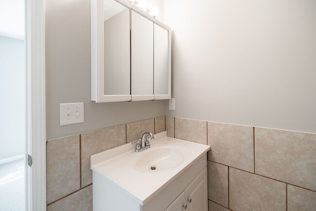 Building Photo - 6301 High Shoals Rd