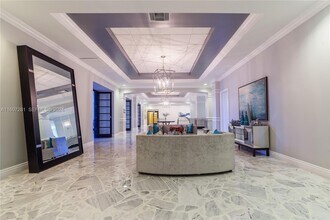 Building Photo - 2501 S Ocean Dr