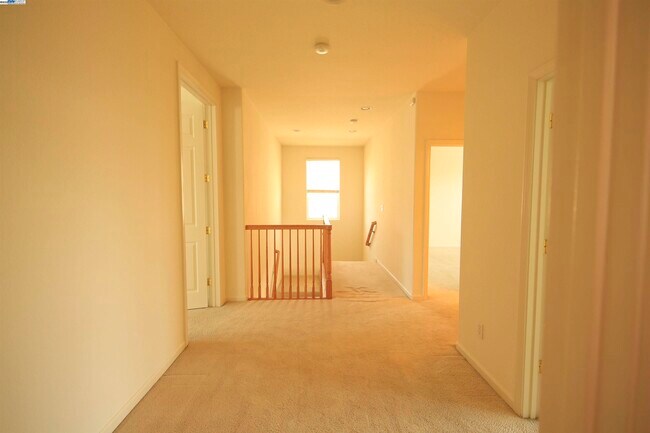 Building Photo - 1516 Whispering Oaks Way