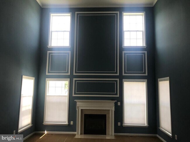 Building Photo - 9 St Claires Ct