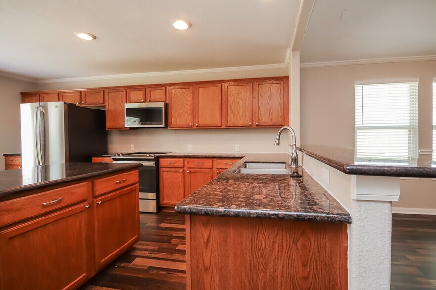 Building Photo - 21610 Gannet Peak Way