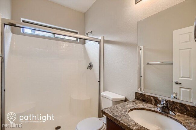 Building Photo - 5 br, 3 bath House - 1480 Anna Drive UNIT