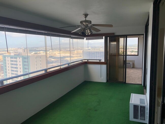Lanai - 1255 Nuuanu Ave