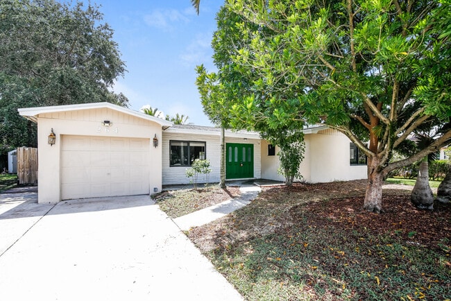 Building Photo - 264 NW 79th Ave