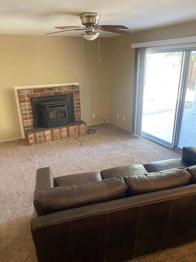 Building Photo - 3617 Scottsboro Dr