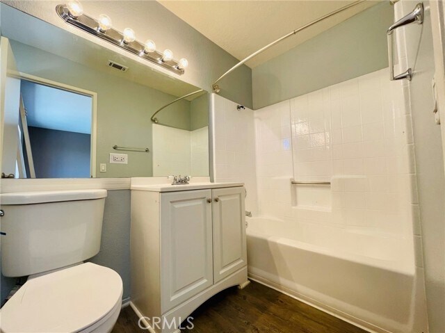 Building Photo - 79400 Ave 42