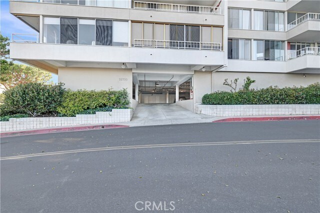 Building Photo - 32735 Seagate Dr