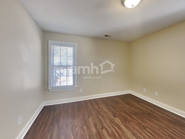 Building Photo - 9535 Waterwood Ct