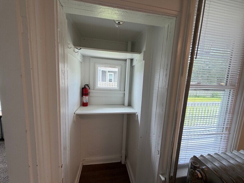 Kitchen Pantry - 2515 Jackson St