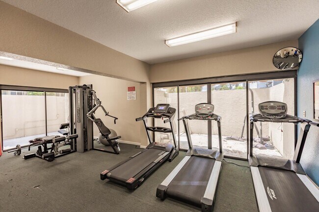 Building Photo - 777 S Federal Hwy