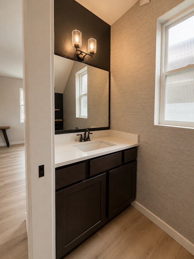 Building Photo - Stylish 2023 Home for Rent | 4 Bed • 2.5 Bath • Prime North Grand Junction Location