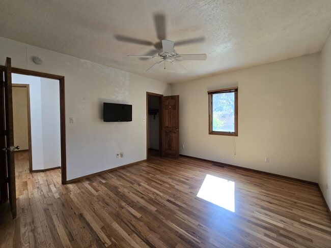 Building Photo - 602 Griffin St
